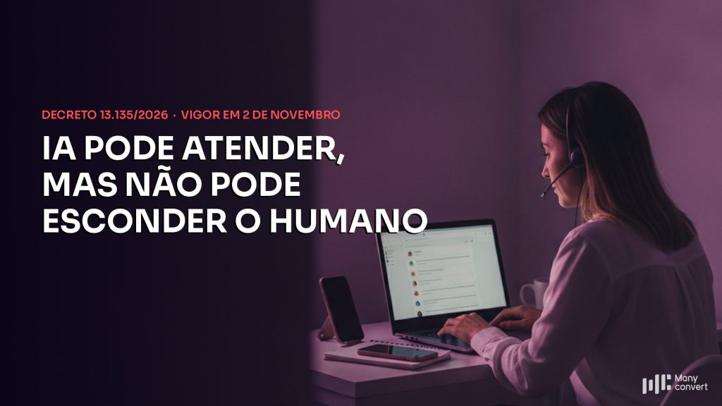 Atendente de e-commerce com headset em frente a um painel de conversas de clientes, com o título IA pode atender, mas não pode esconder o humano