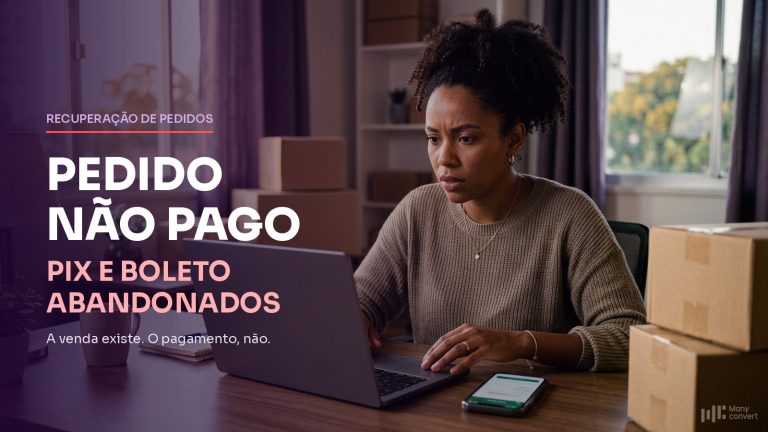Mulher dona de e-commerce olhando preocupada para o notebook, com celular mostrando pagamento por Pix na mesa e caixas de envio ao fundo